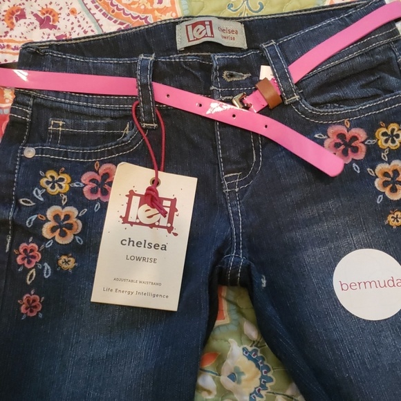 lei Other - L.e.i Bermuda shorts lei Other - L.e.i Bermuda shorts